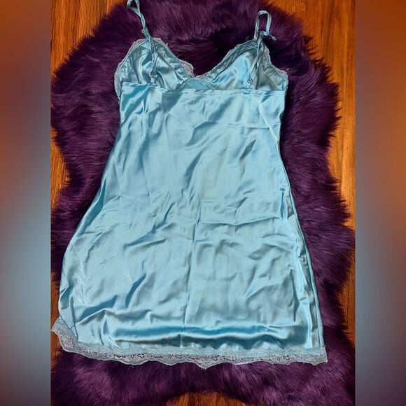 Revolve blue satin dress. Size small. Brand new. - Picture 5 of 6